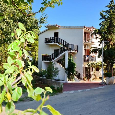 Apartmani Irena Ciovo Trogir Exterior photo