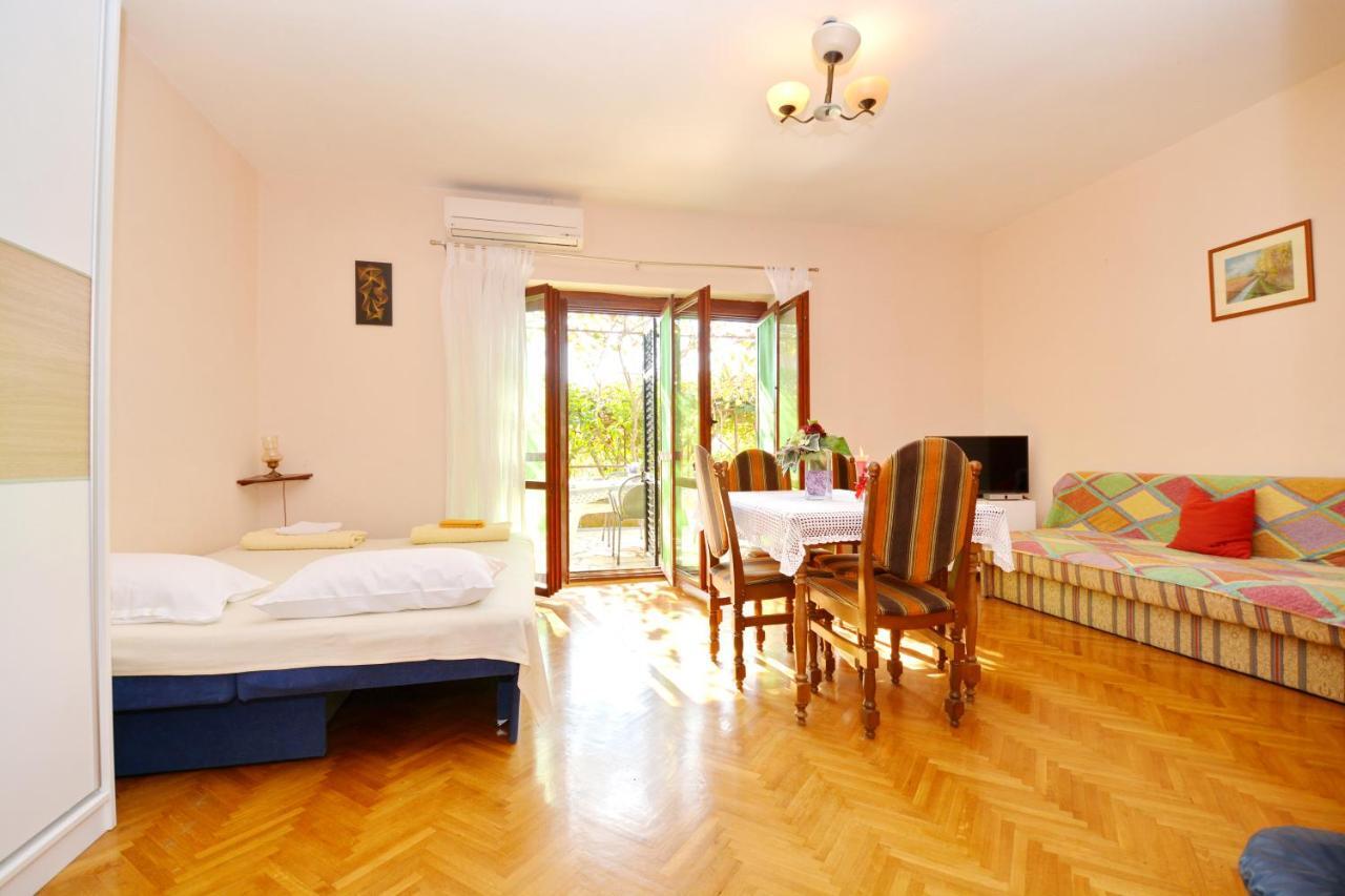 Apartmani Irena Ciovo Trogir Exterior photo