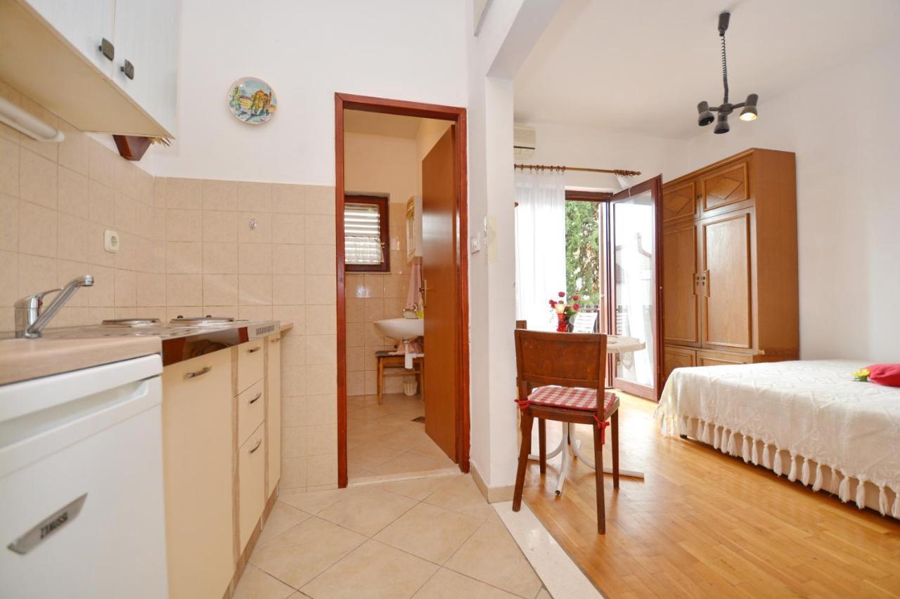 Apartmani Irena Ciovo Trogir Exterior photo