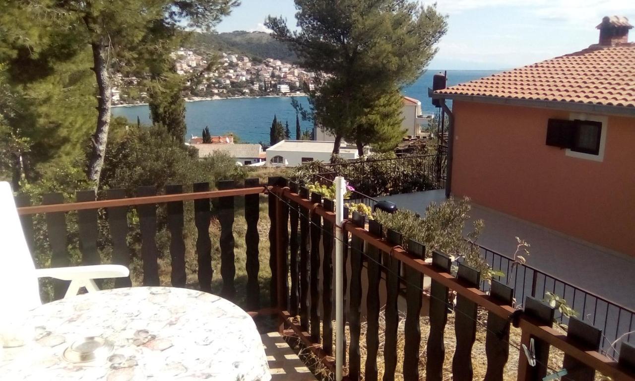 Apartmani Irena Ciovo Trogir Exterior photo