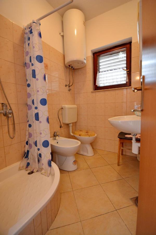 Apartmani Irena Ciovo Trogir Exterior photo